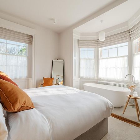 Constantine House Hotel Tamworth Ngoại thất bức ảnh