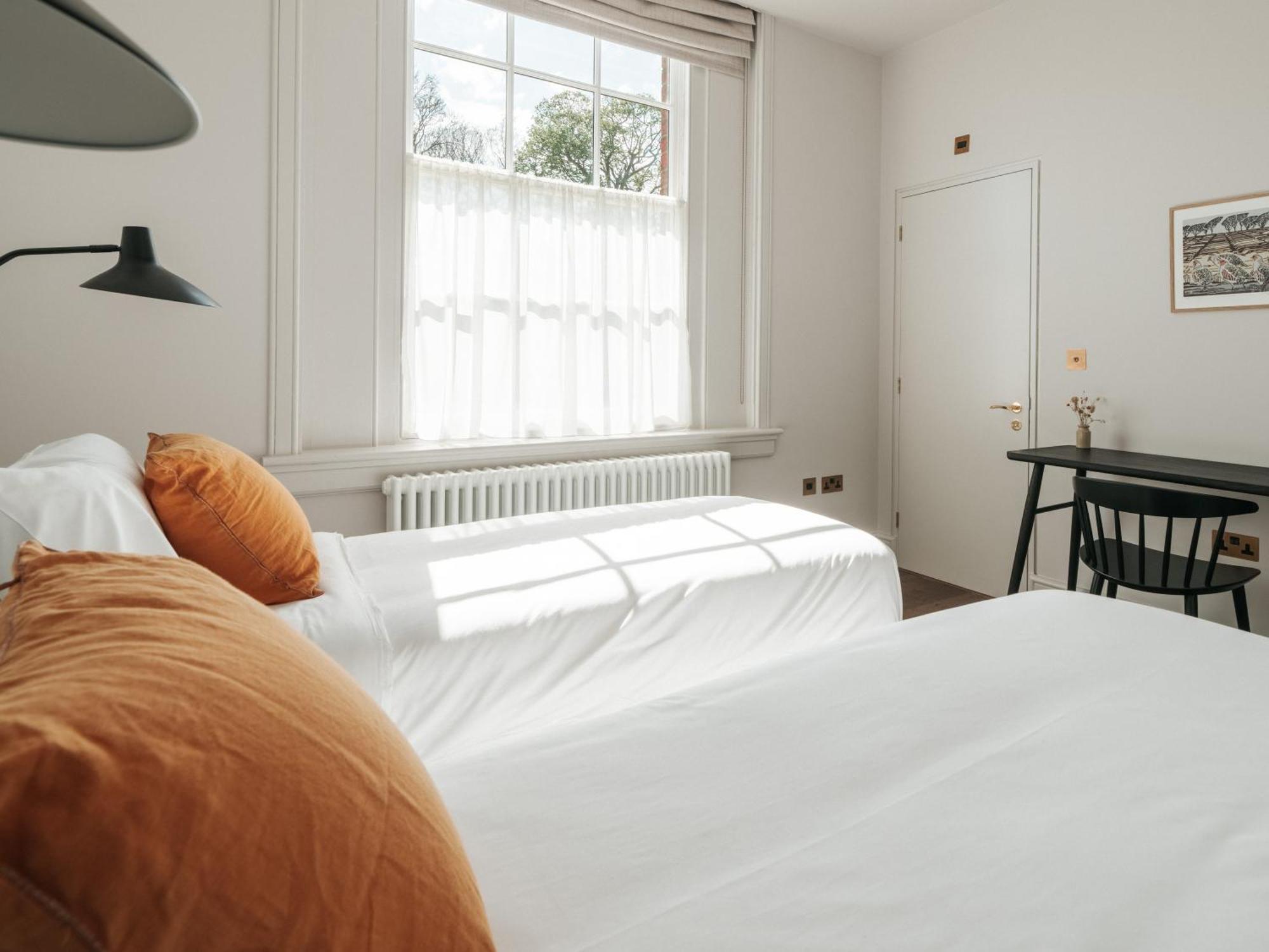 Constantine House Hotel Tamworth Ngoại thất bức ảnh